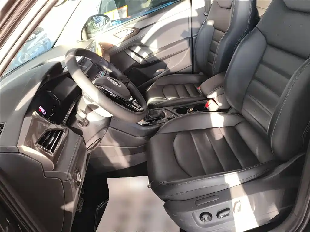 Volkswagen Tharu 2019 Model 330TSI 4WD Flagship Edition China VI фото 15