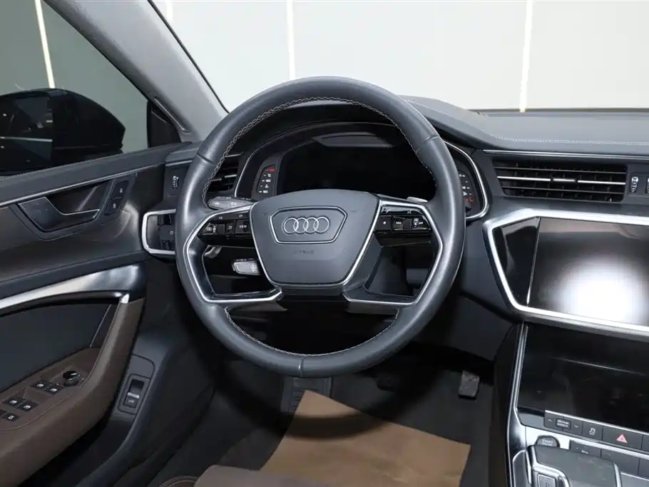 Audi A7L 2024 45TFSI S-line Dream Edition Crystal Package фото 17