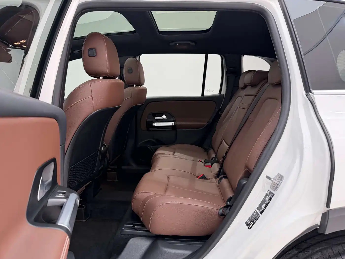 Mercedes-Benz GLB 2024 GLB 220 Fashion фото 15