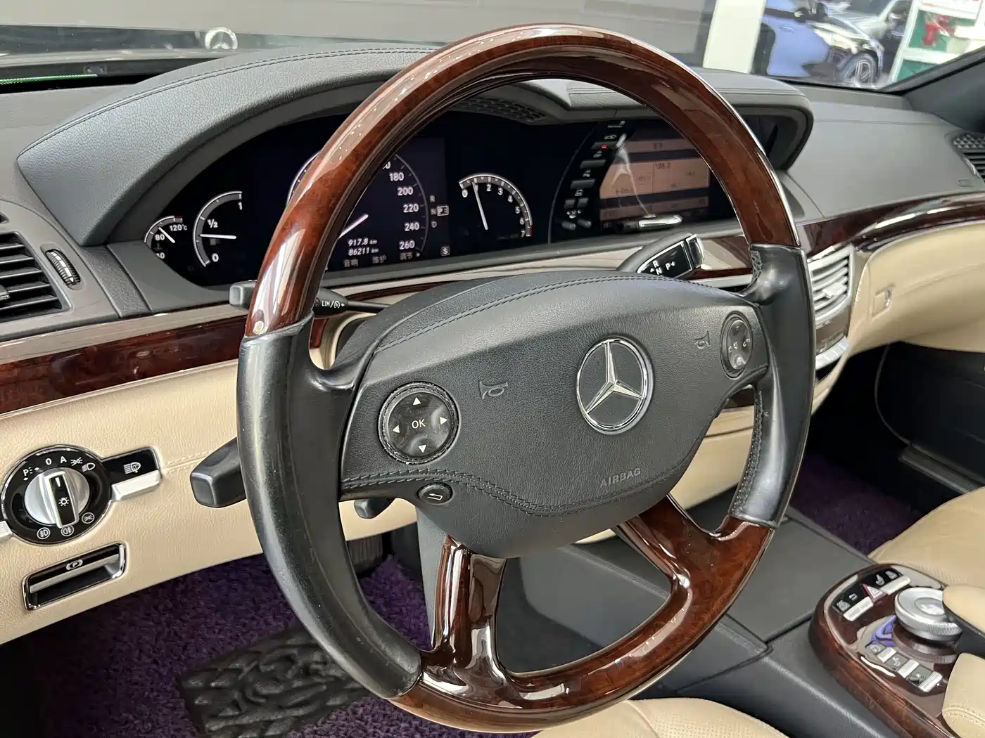 Mercedes-Benz S-Class фото 22