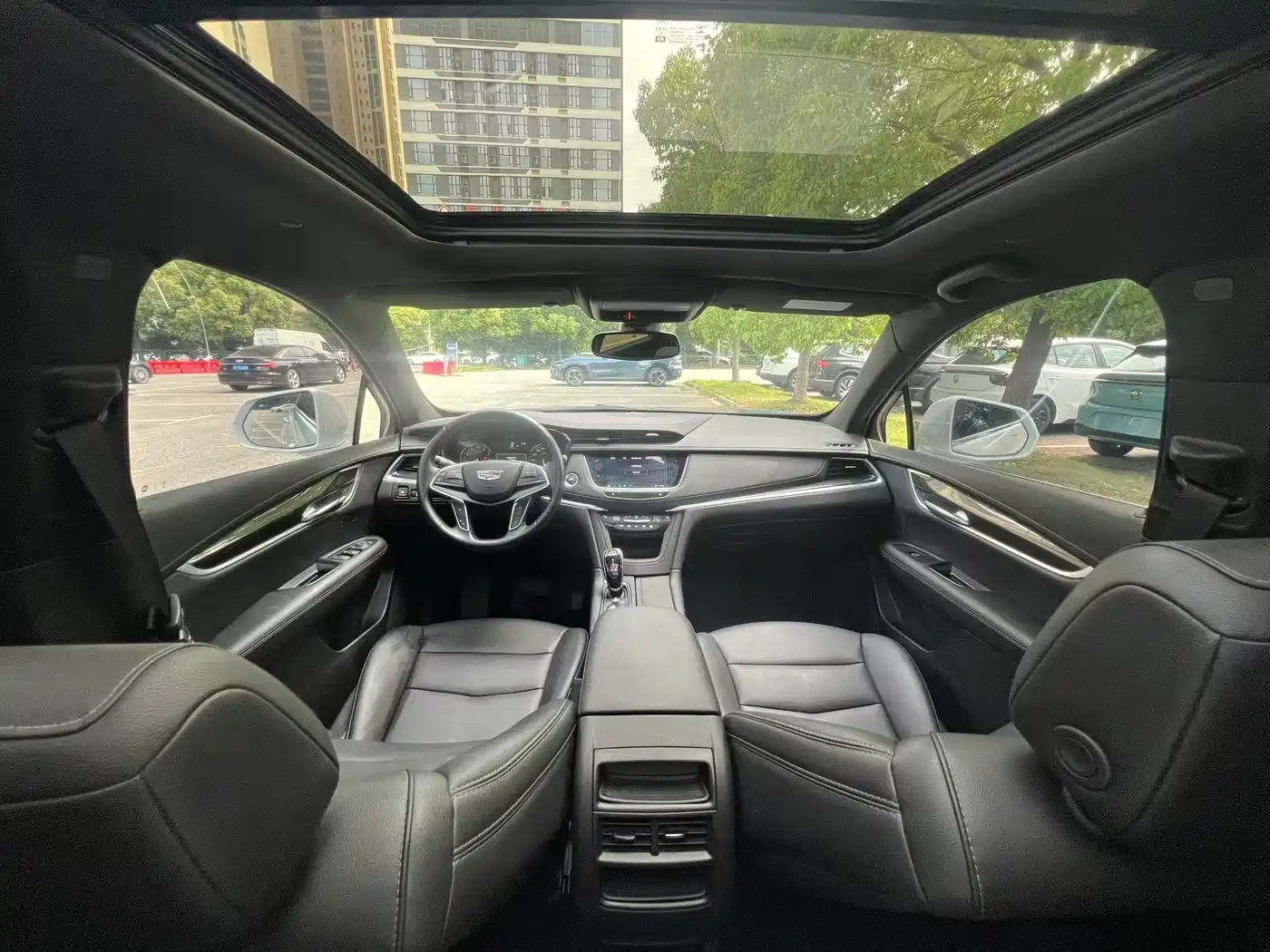 Cadillac XT5 2022 2.0T 2WD Luxury фото 5
