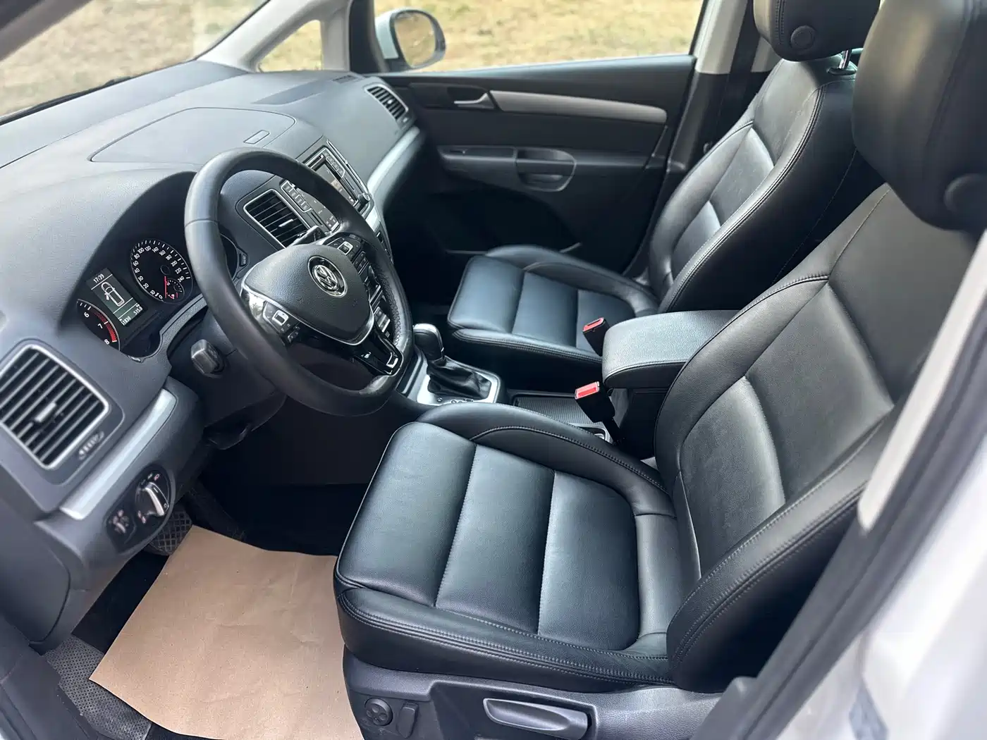 Volkswagen Sharan 2018 380TSI Comfort 7-Seater фото 10