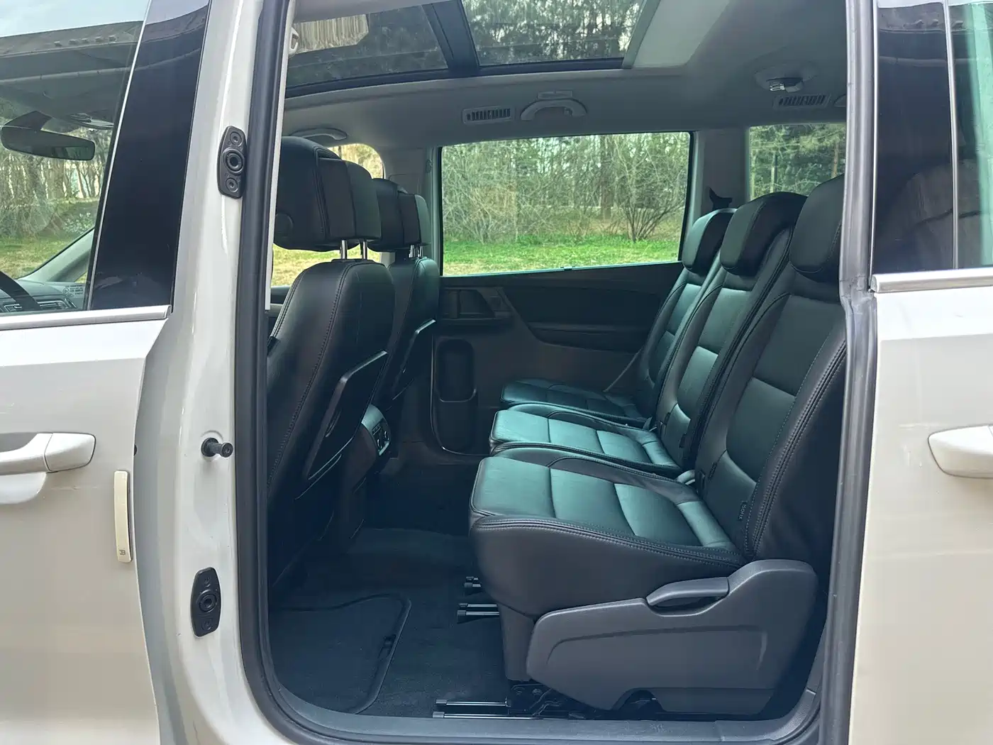 Volkswagen Sharan 2018 380TSI Comfort 7-Seater фото 12