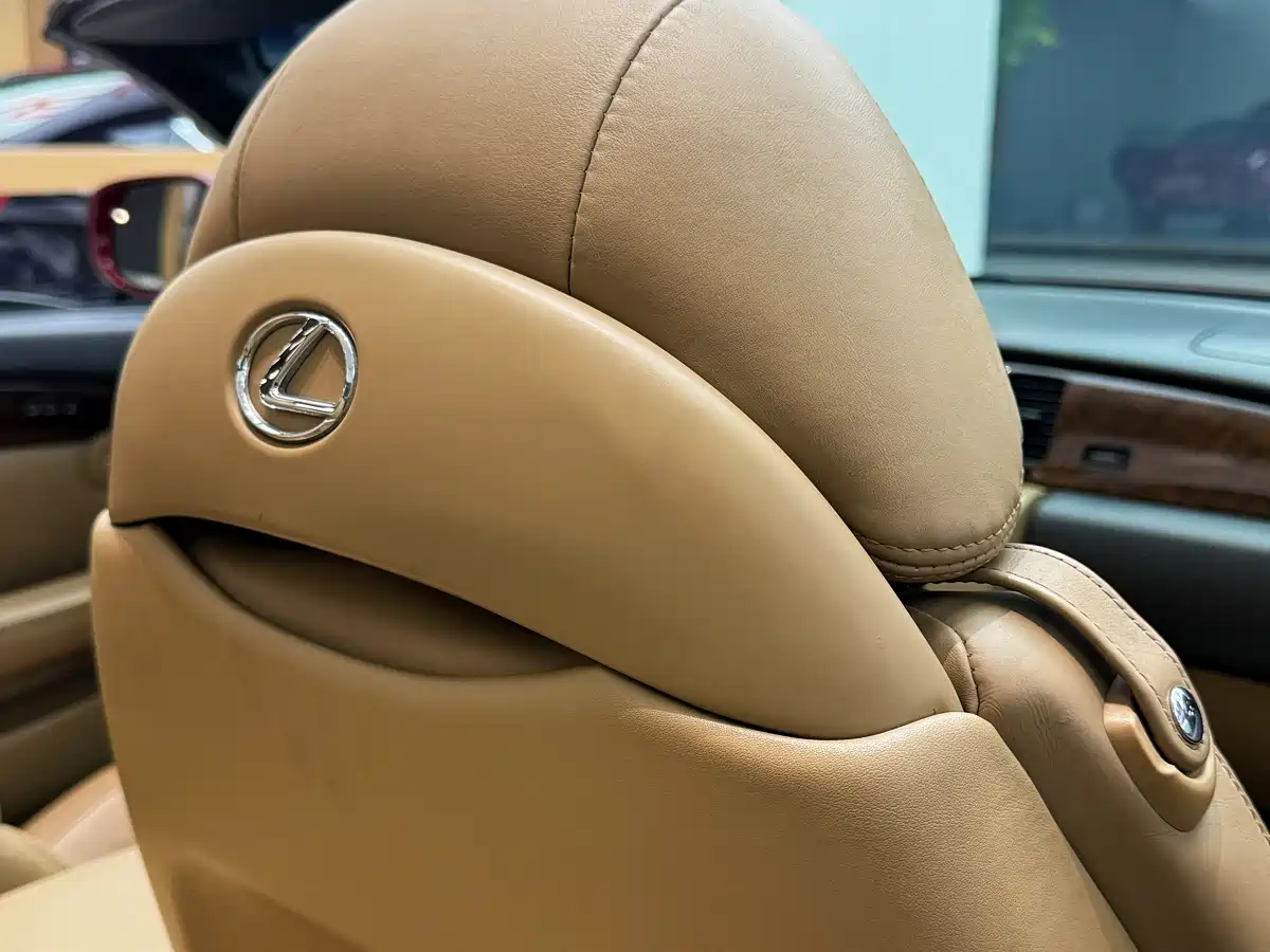 Lexus SC 2009 Model 430 фото 20