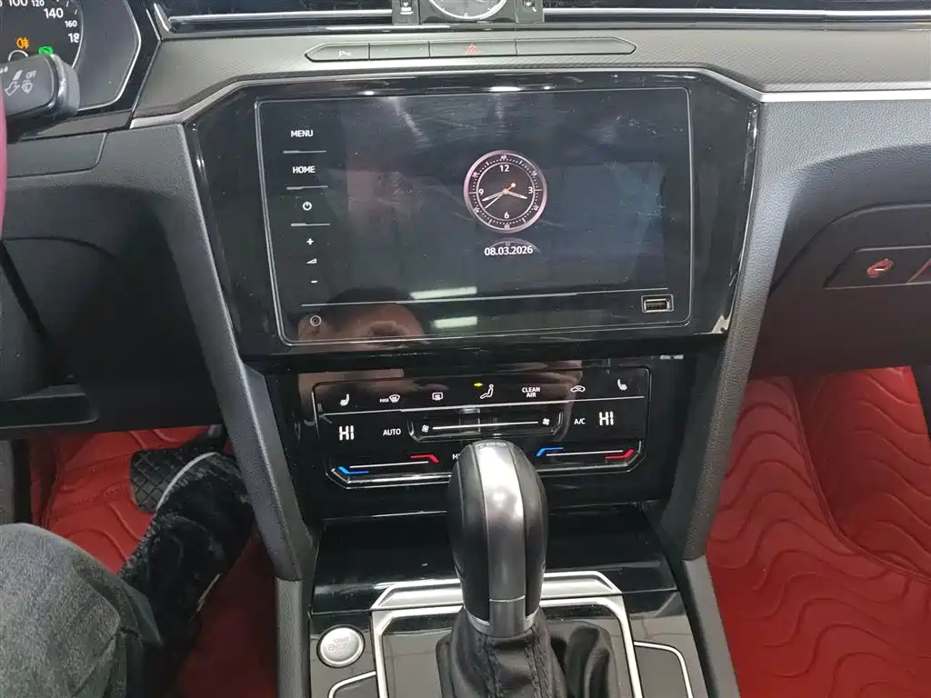 Volkswagen Magotan 2020 330TSI DSG Luxury фото 13