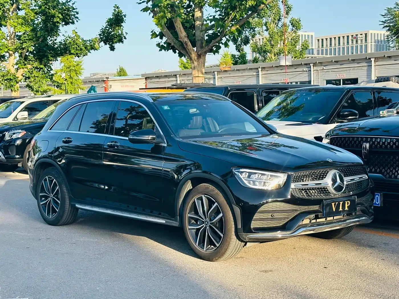 Mercedes-Benz GLC 2022 Model GLC 260 L 4MATIC Luxury Edition фото 3