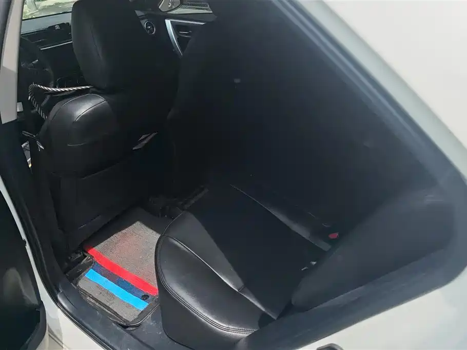Toyota Levin 2017 Facelift 185T CVT Elite (China V) фото 11