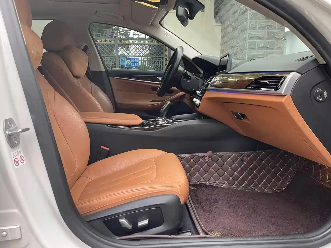 BMW 5 Series 2018 528Li Launch Special Edition фото 14