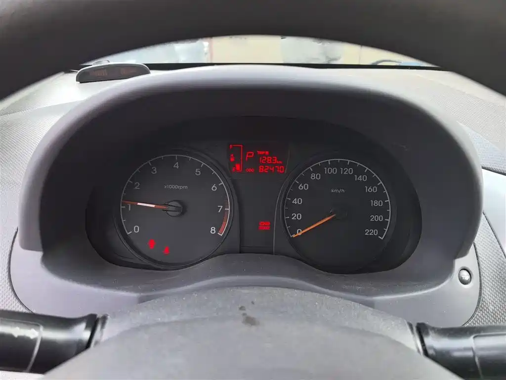 Hyundai Verna 2014 1.4L Automatic Fashion GS фото 12
