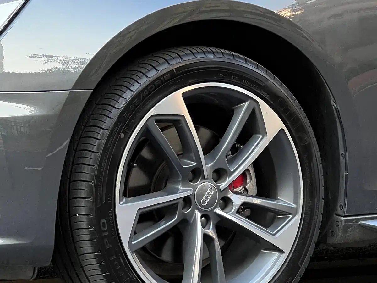 Audi A4L 2020 40 TFSI Fashion Elegance фото 5