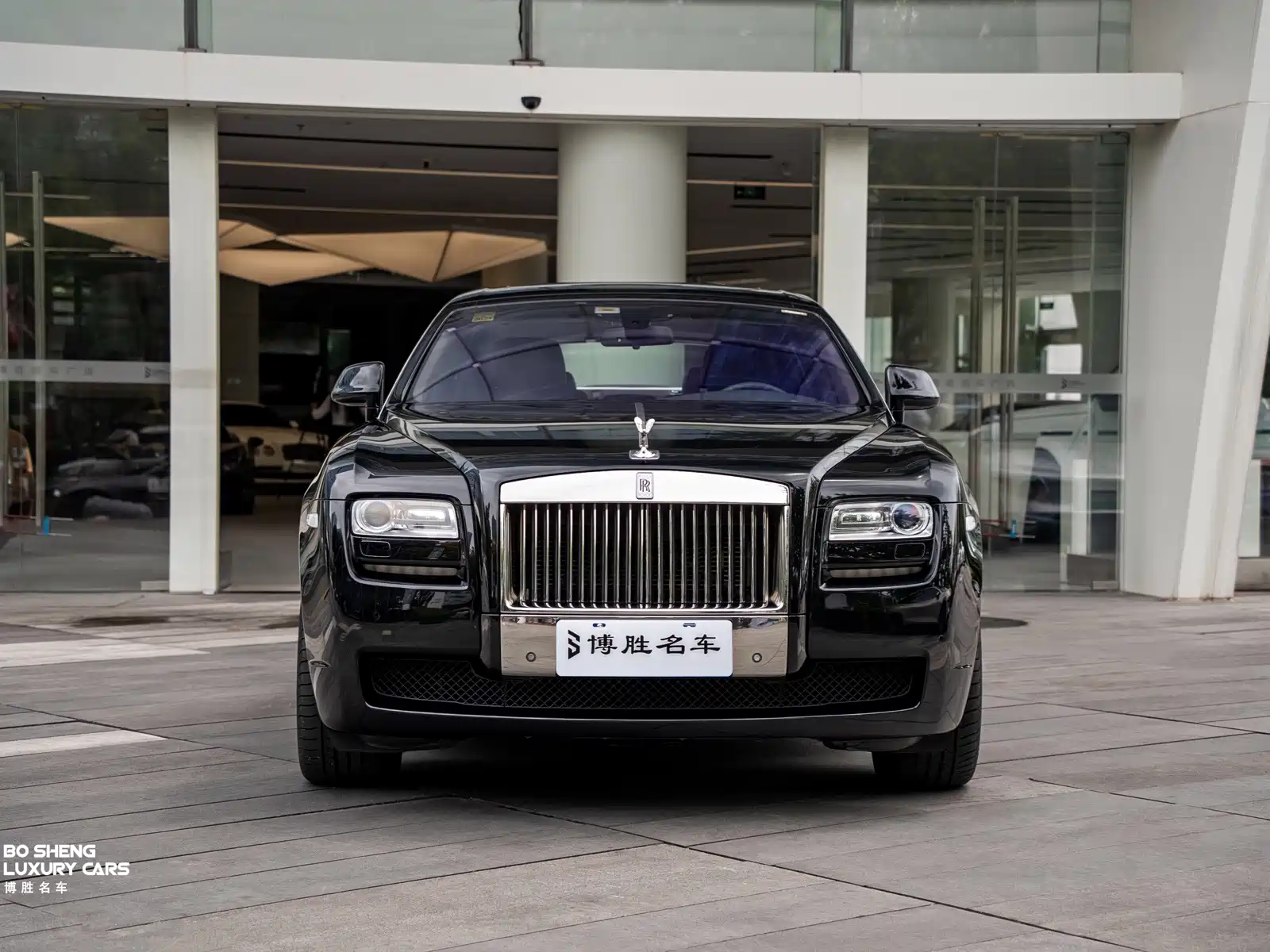 Фото 2 - Rolls-Royce Ghost