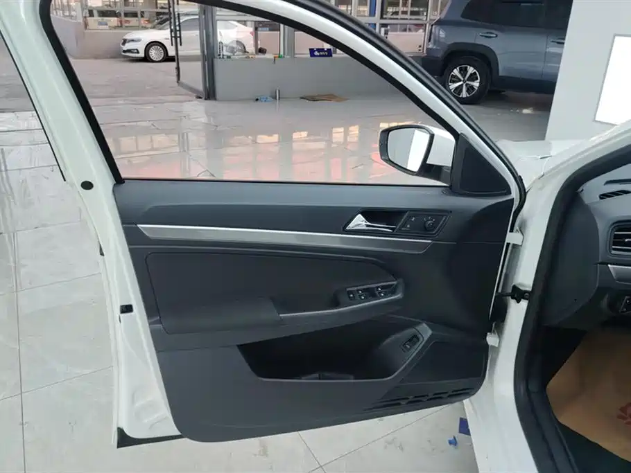 Volkswagen Lavida 2019 Lavida Start 1.5L Auto Trend (China VI) фото 7