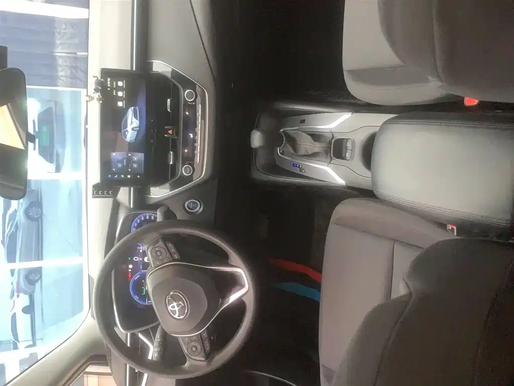 Toyota Levin 2023 Smart Hybrid 1.8L Luxury фото 12