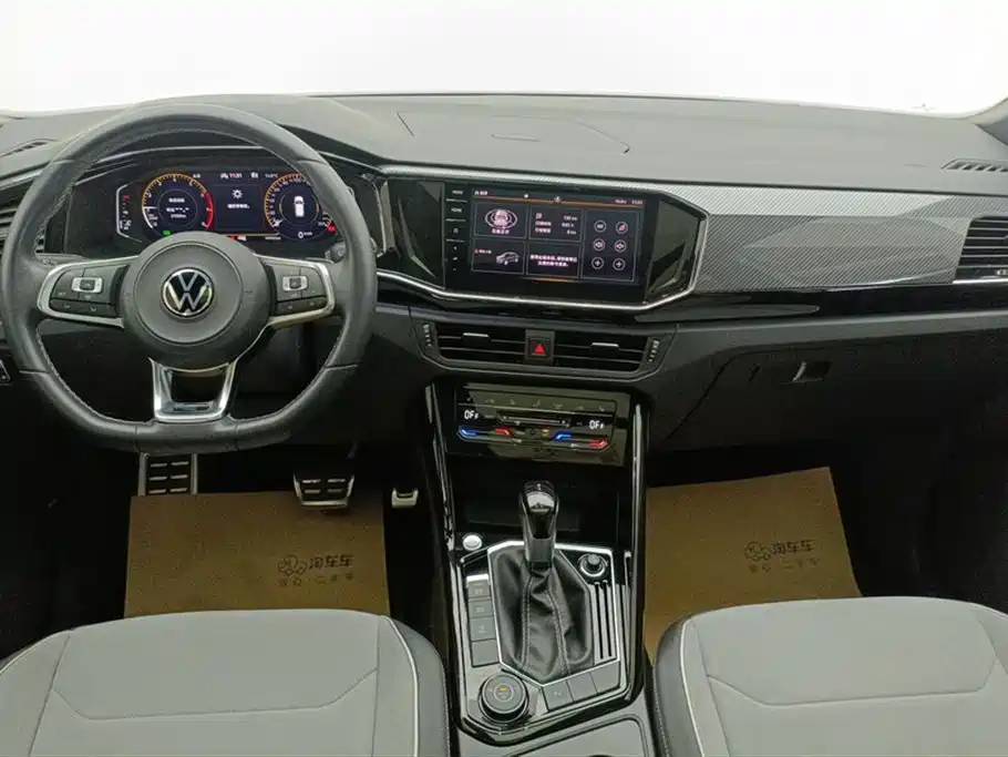 Volkswagen Tayron 2022 380TSI 4WD R-Line Smart Connect Edition фото 12