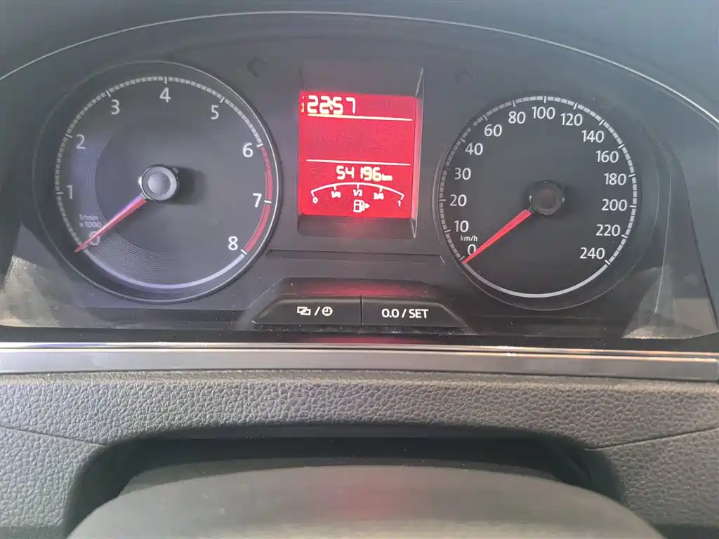 Volkswagen Santana 2018 1.5L Automatic Comfort Edition фото 10