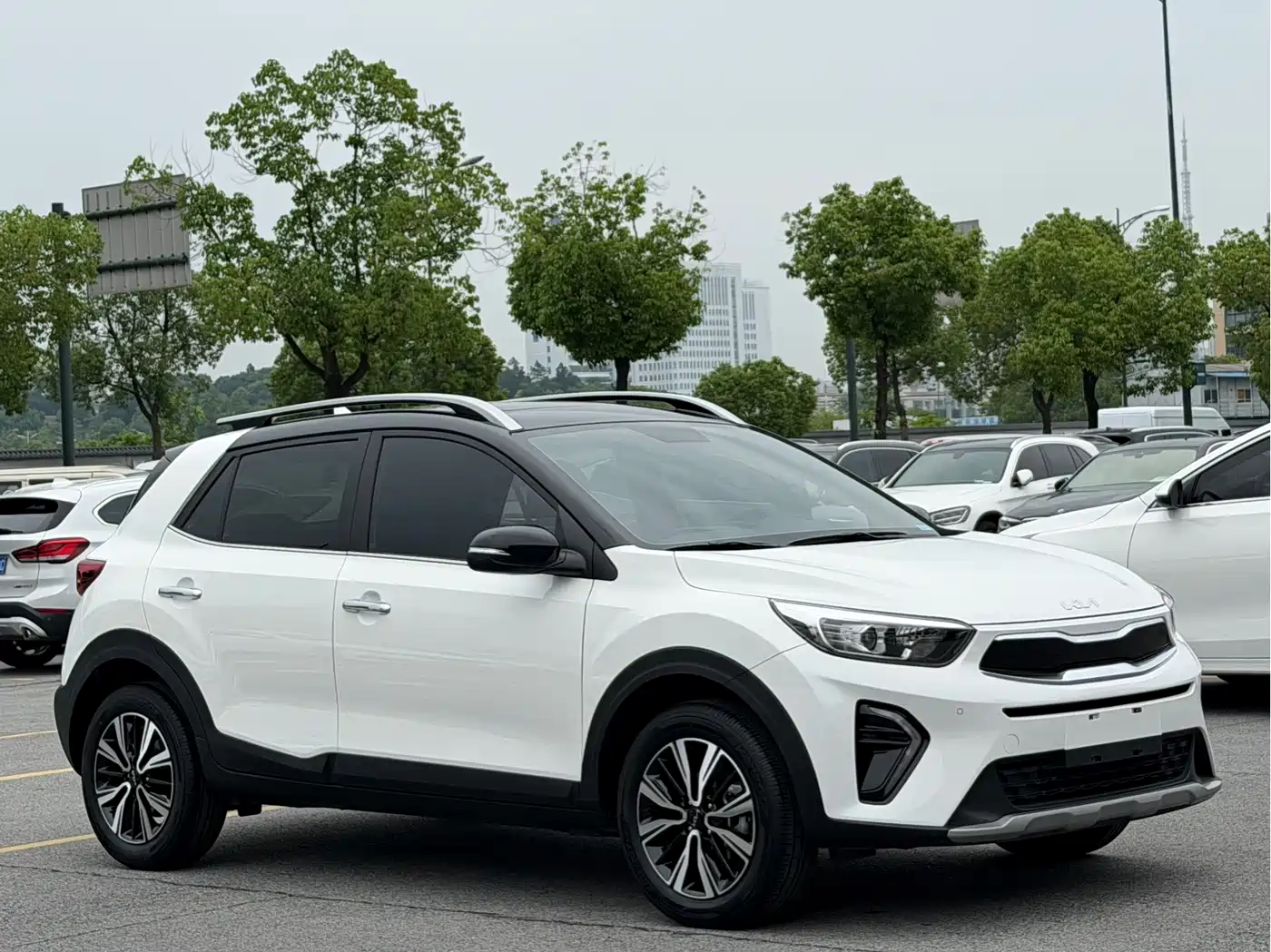 Kia KX1 2021 1.4L CVT Sunroof Version фото 2