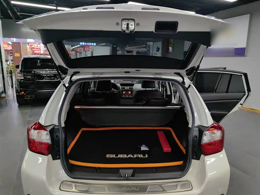 Subaru XV 2015 2.0i Special Sport Edition фото 15