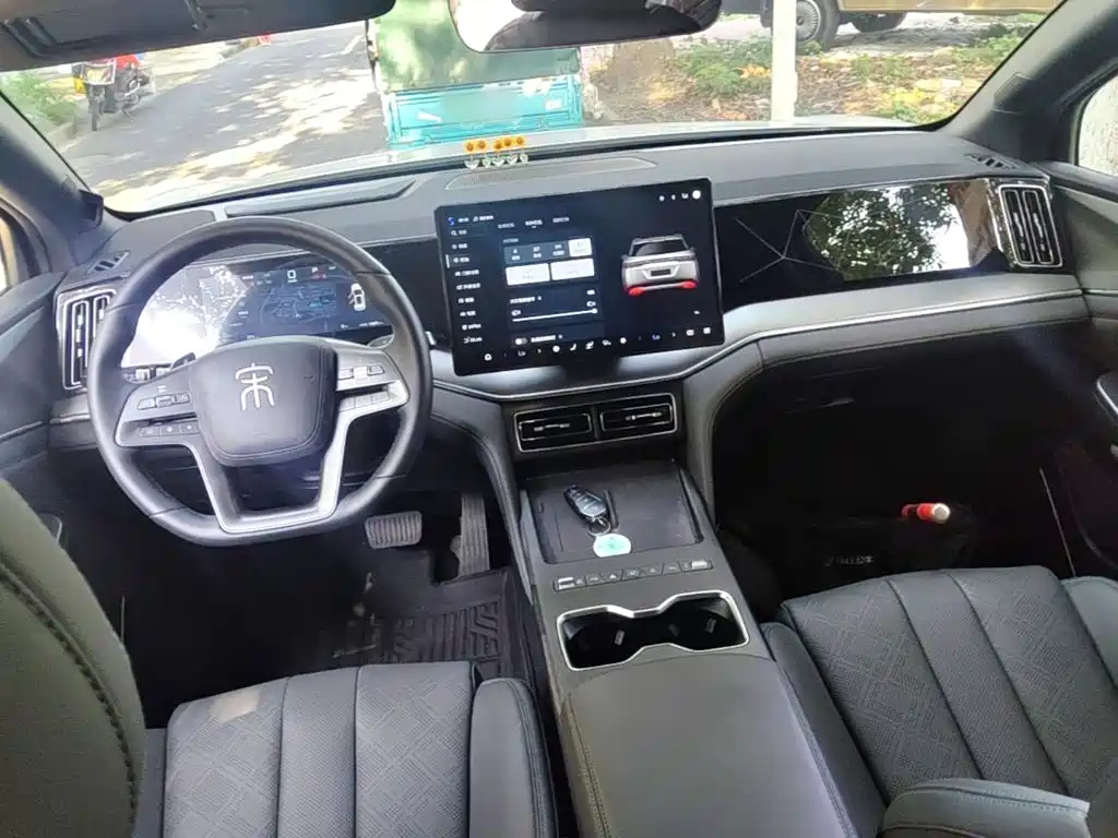 BYD Song L DM-i 2026 2026 DM-i Intelligent Driving Edition 135KM Base Model