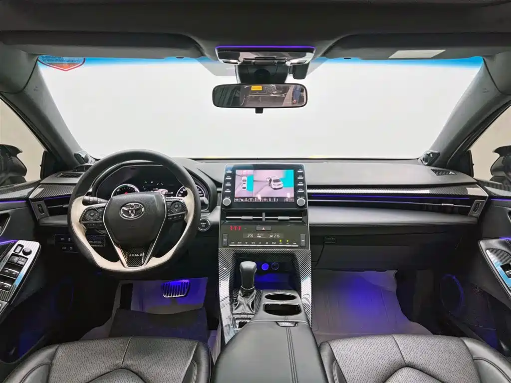 Toyota Avalon 2019 Hybrid 2.5L Luxury Edition China VI фото 14