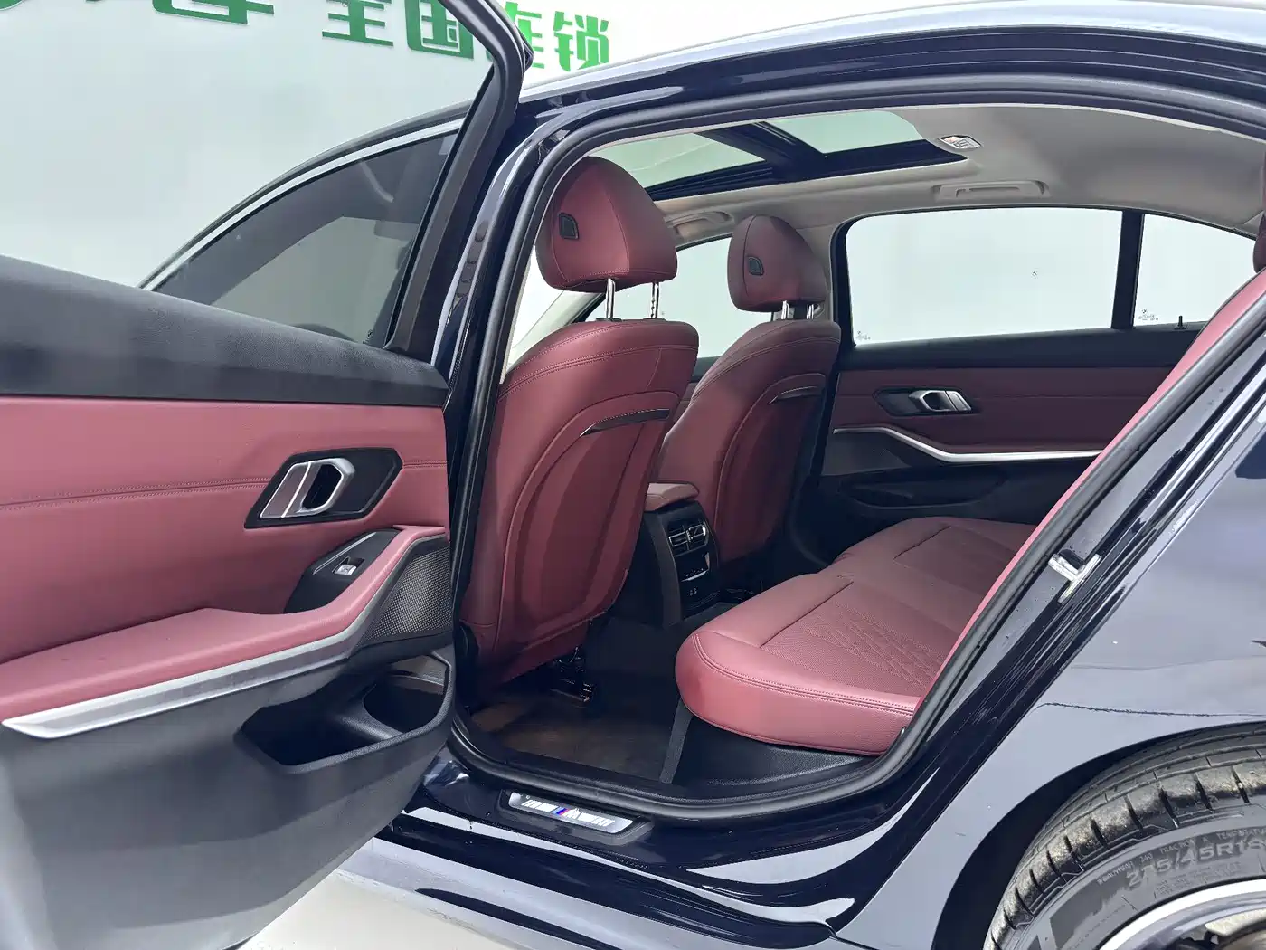 BMW 3 Series 2023 320Li M Sport Package фото 23