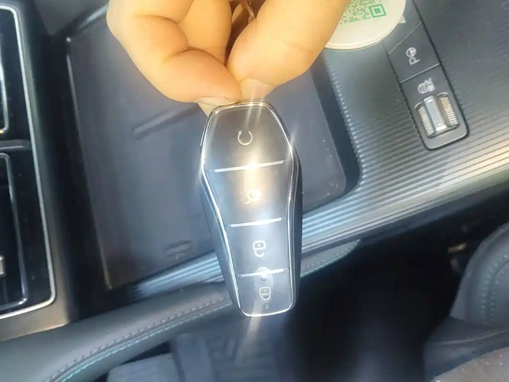 BYD Song L DM-i 2026 2026 DM-i Intelligent Driving Edition 135KM Base Model