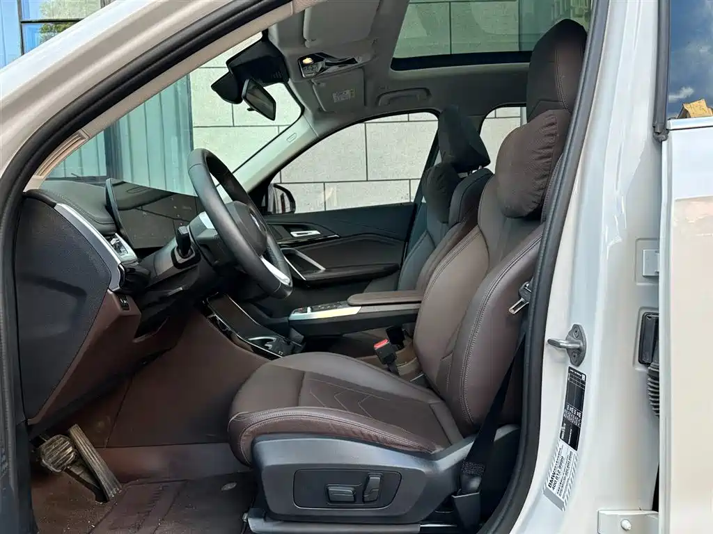 BMW X1 2023 sDrive20Li X Design Package фото 17