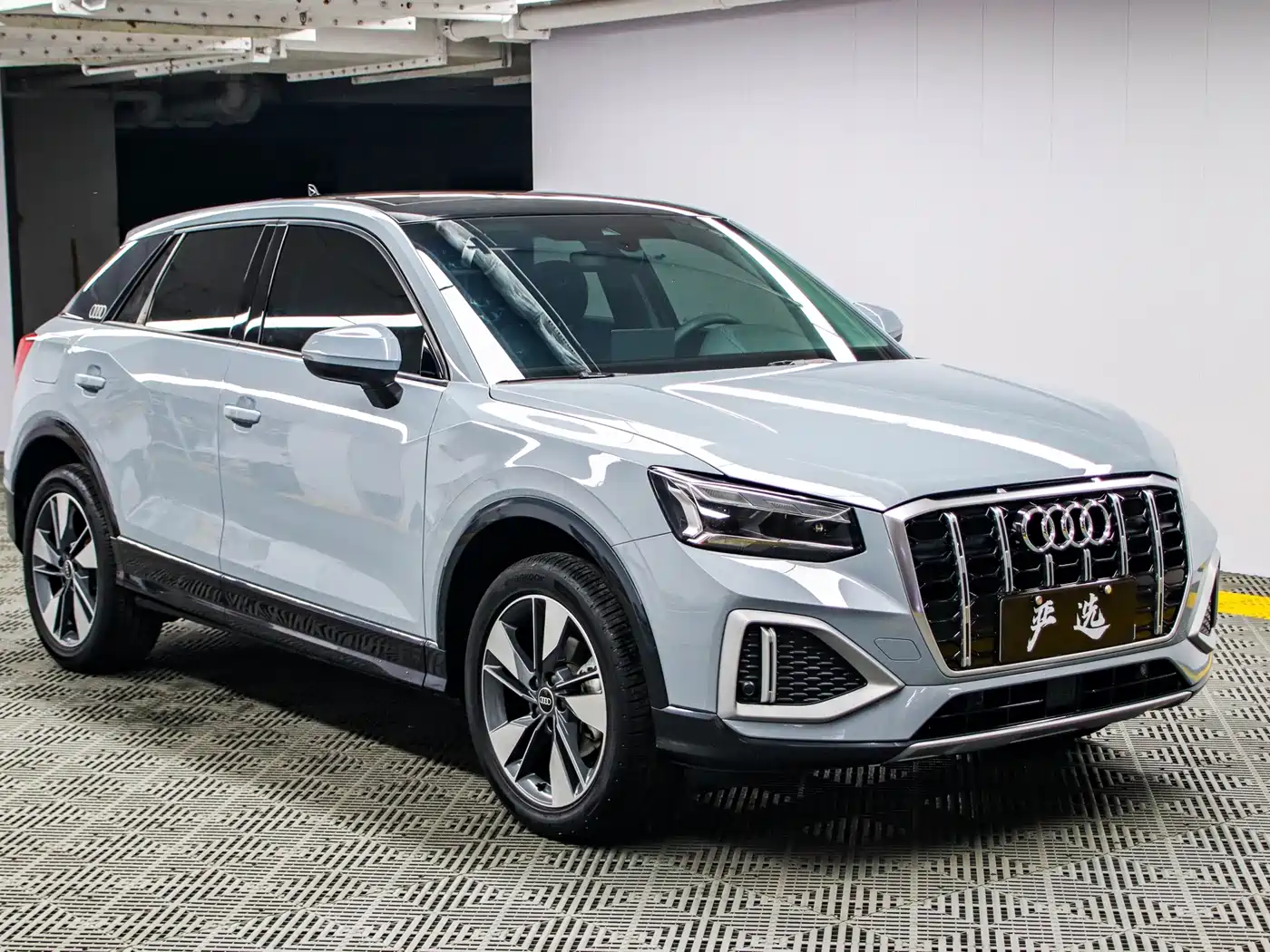 Audi Q2L 2022 35 TFSI Fashion Elegance фото 3