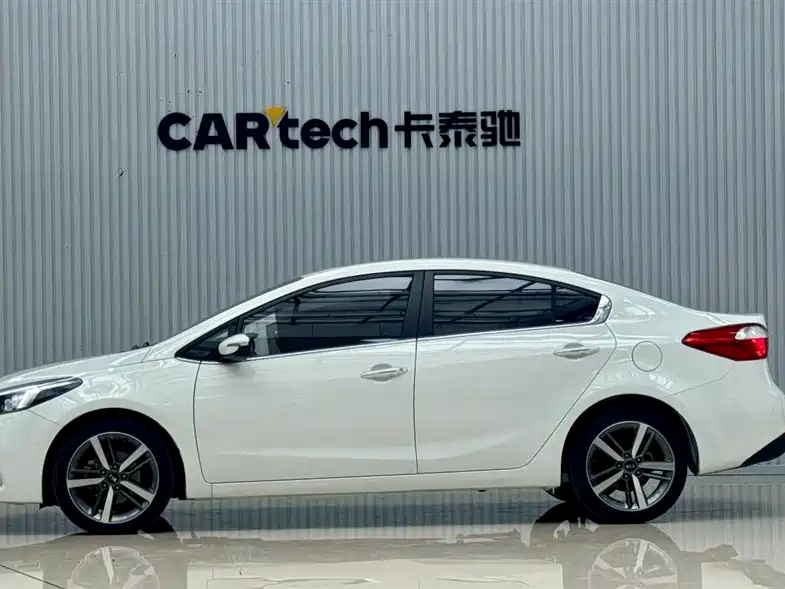 Kia K3 2017 1.6L Automatic 15th Anniversary Special GLS фото 8