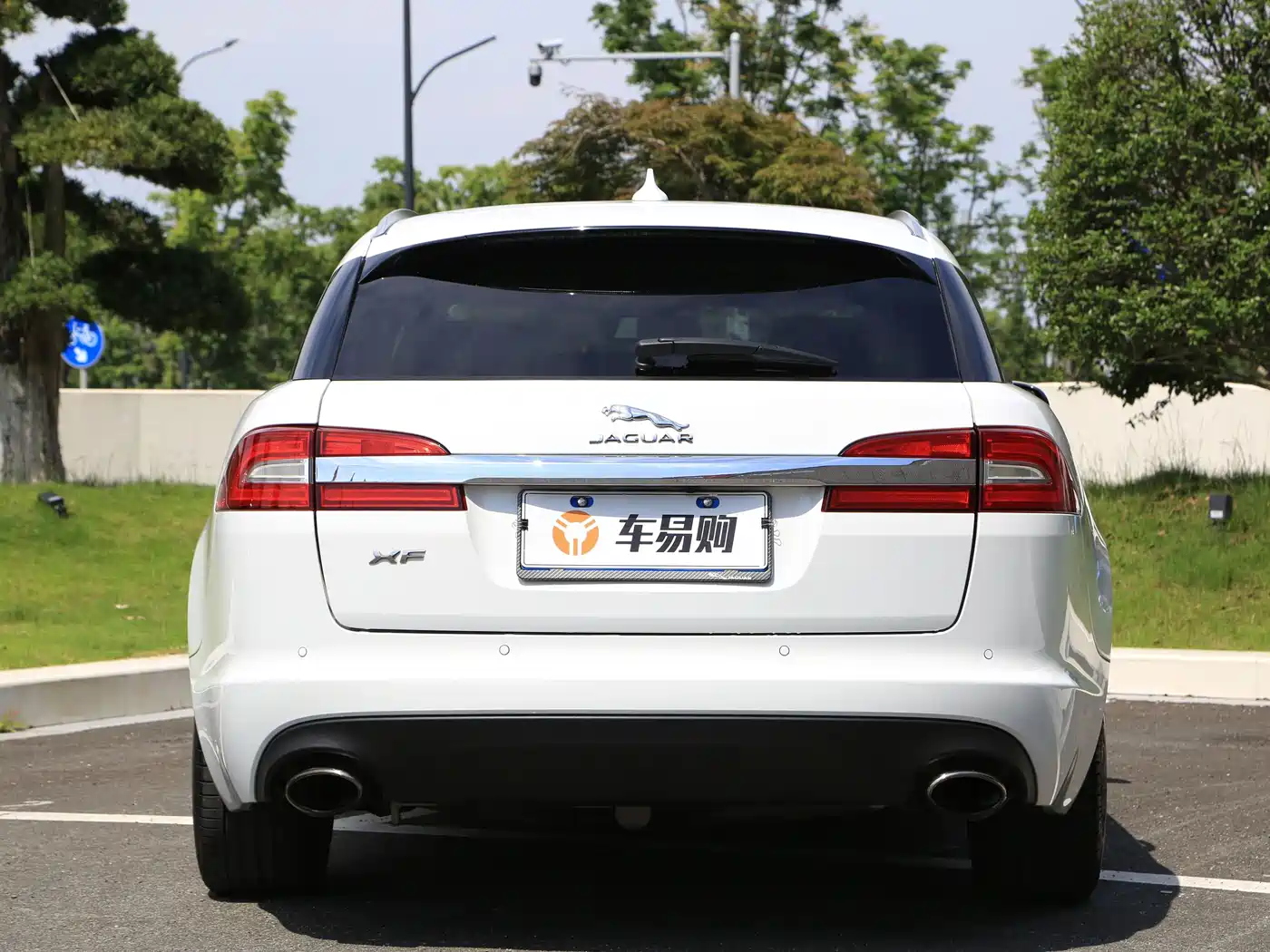 Jaguar XF 2016 2015 XF 2.0T Sportbrake Luxury Edition