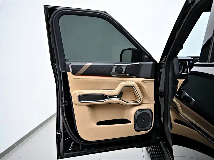 FANG CHENG BAO LEOPARD 8