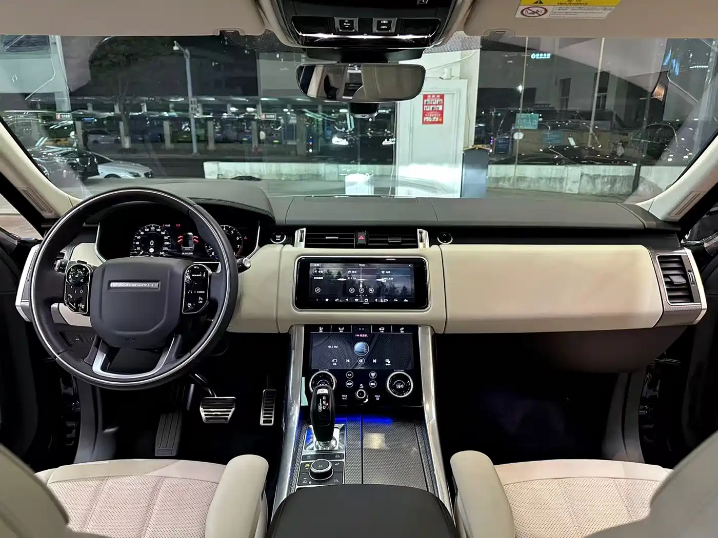 Land Rover Range Rover Sport 2022 3.0 L6 Indigo Flowing Light Edition фото 8