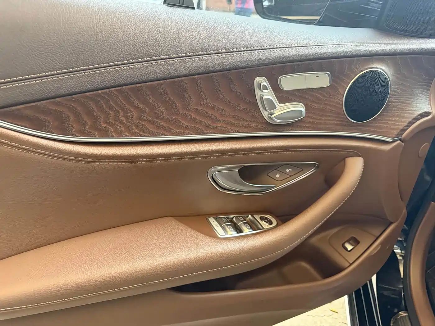 Mercedes-Benz E-Class 2020 Facelift E 260 L фото 4