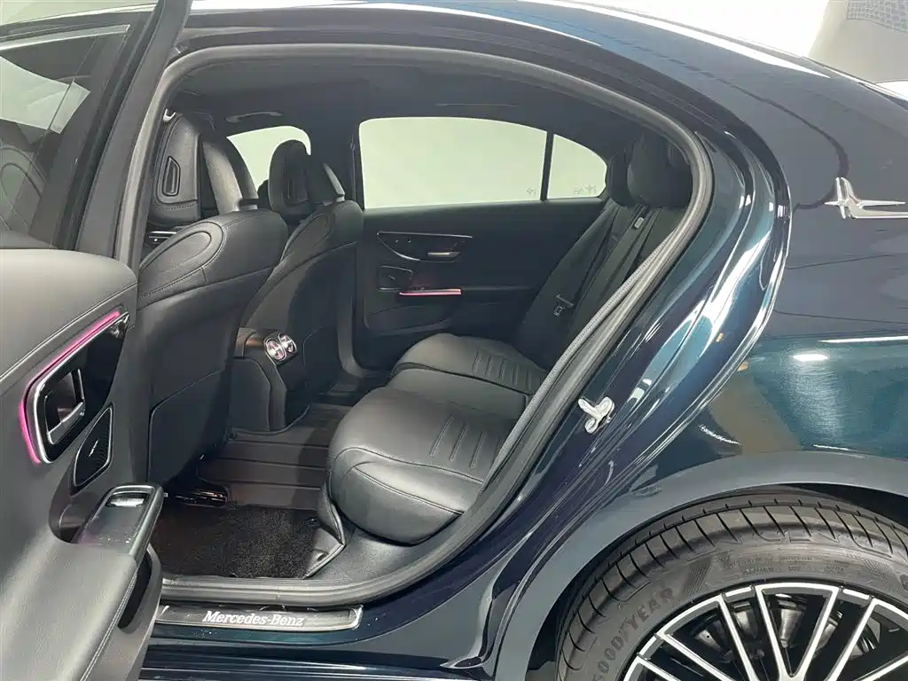 Mercedes-Benz C-Class 2024 Facelift III C 260 L Sport фото 14