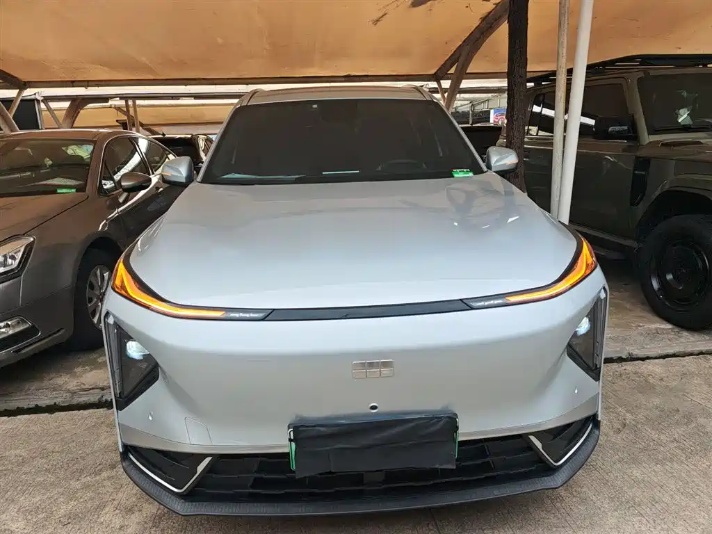 Geely Galaxy Galaxy L7 2025 Model EM-i 115km Long Range Edition фото 3