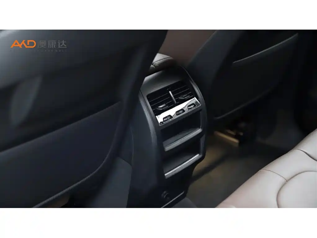 BMW X6 2022 xDrive40i M Sport Package фото 9