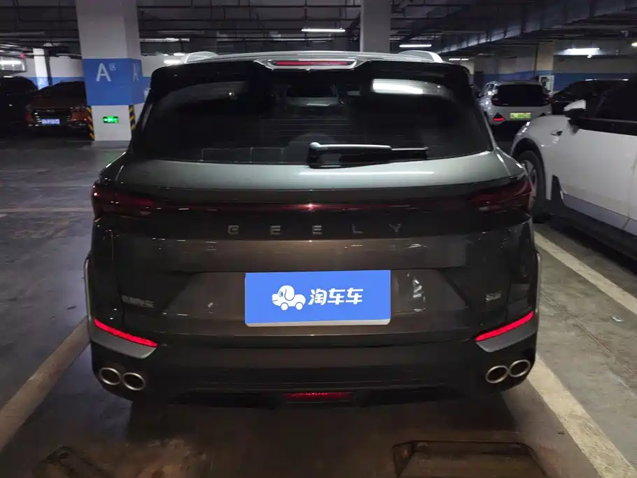 Фото 4 - Geely Binyue