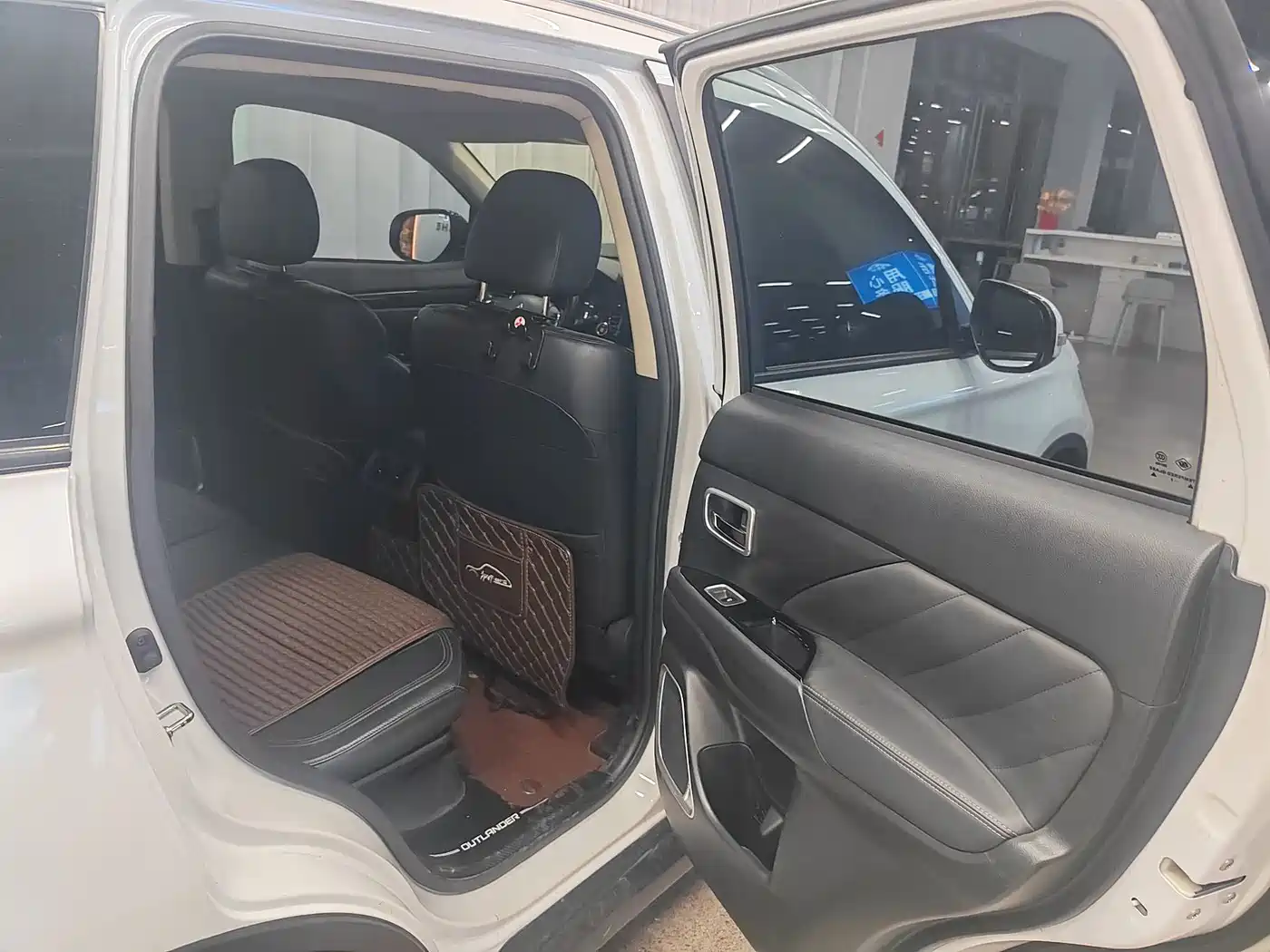 Mitsubishi Outlander 2019 2.0L 2WD Enjoy 5-Seater China VI фото 9