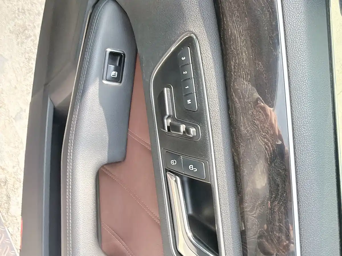 Mercedes-Benz E-Class 2012 E 300 L Fashion Luxury фото 24