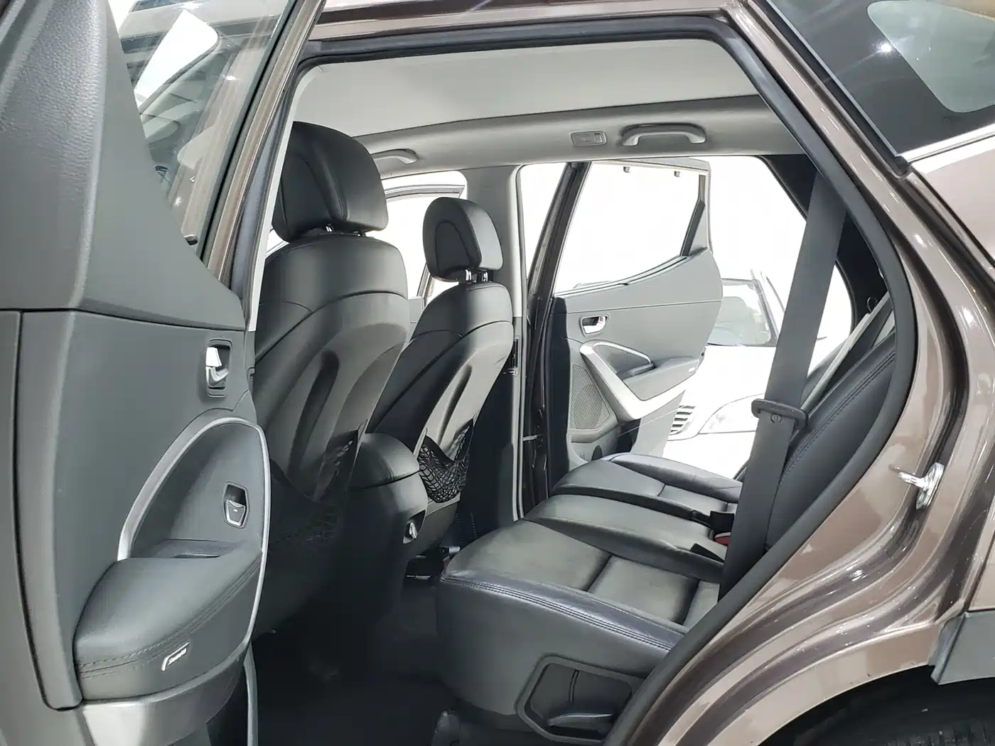 Hyundai Santa Fe 2015 2.0T Automatic 2WD Smart 5-Seater фото 7