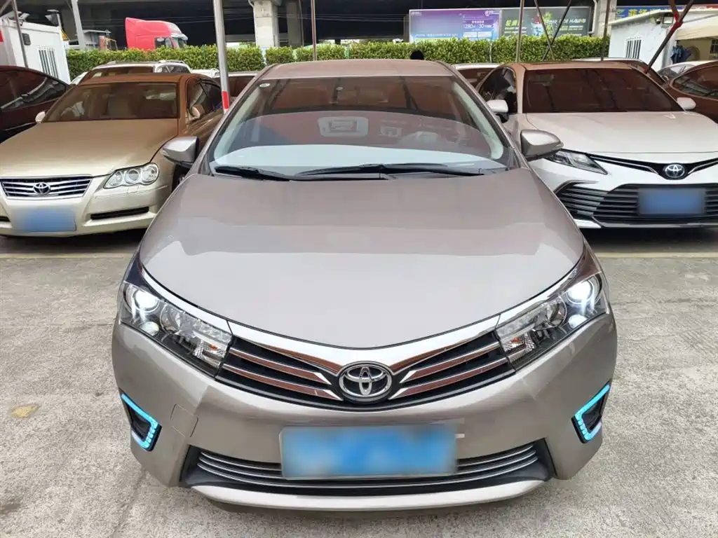 Toyota Corolla 2017 1.6L CVT GL фото 3