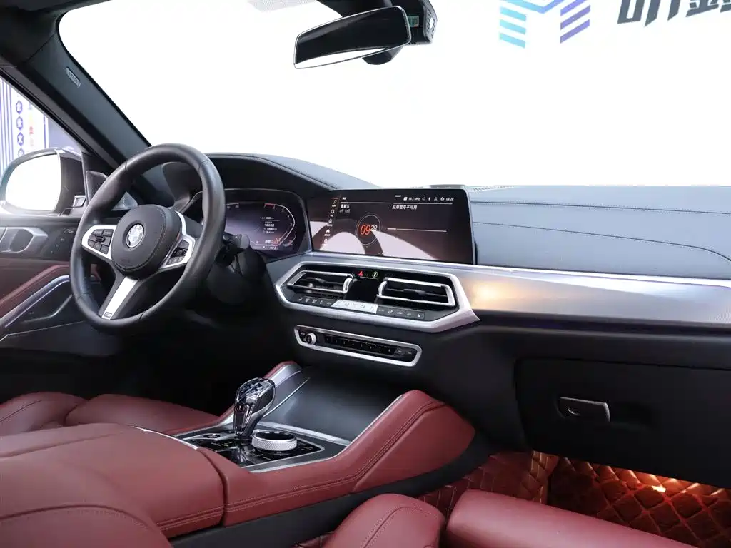 BMW X6 2021 xDrive30i M Sport Package фото 19