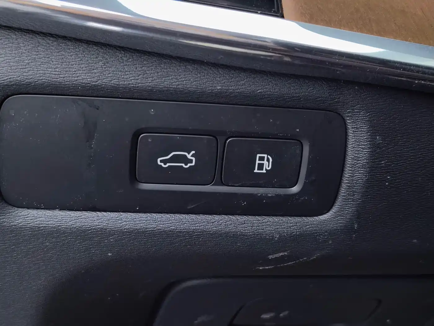 Volvo S90 Plug-in Hybrid 2024 2024 PHEV AWD Long Range Momentum Luxury Edition