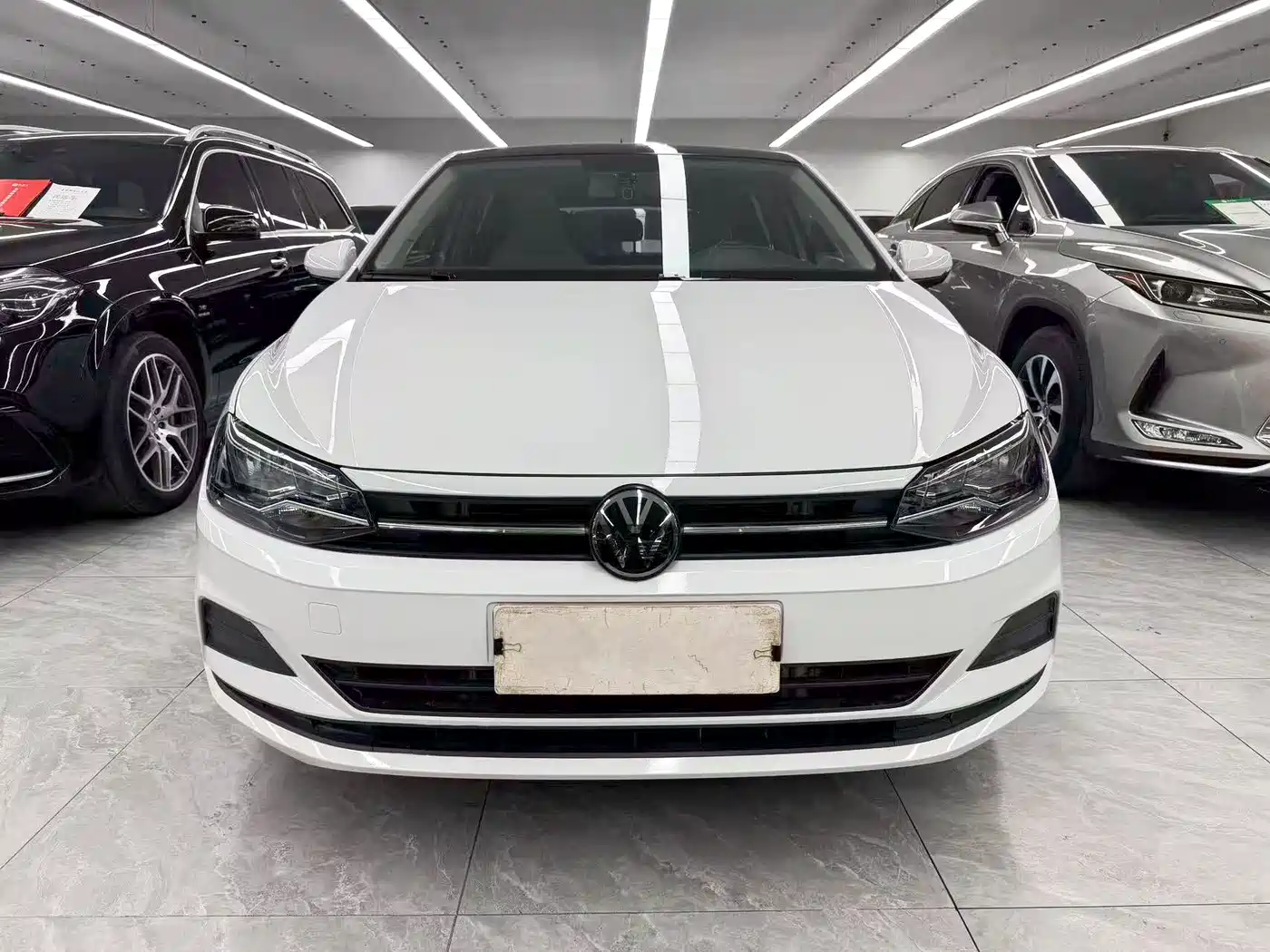 Volkswagen Polo 2024 2023 Facelift Plus 1.5L Auto Chroma Tech Edition
