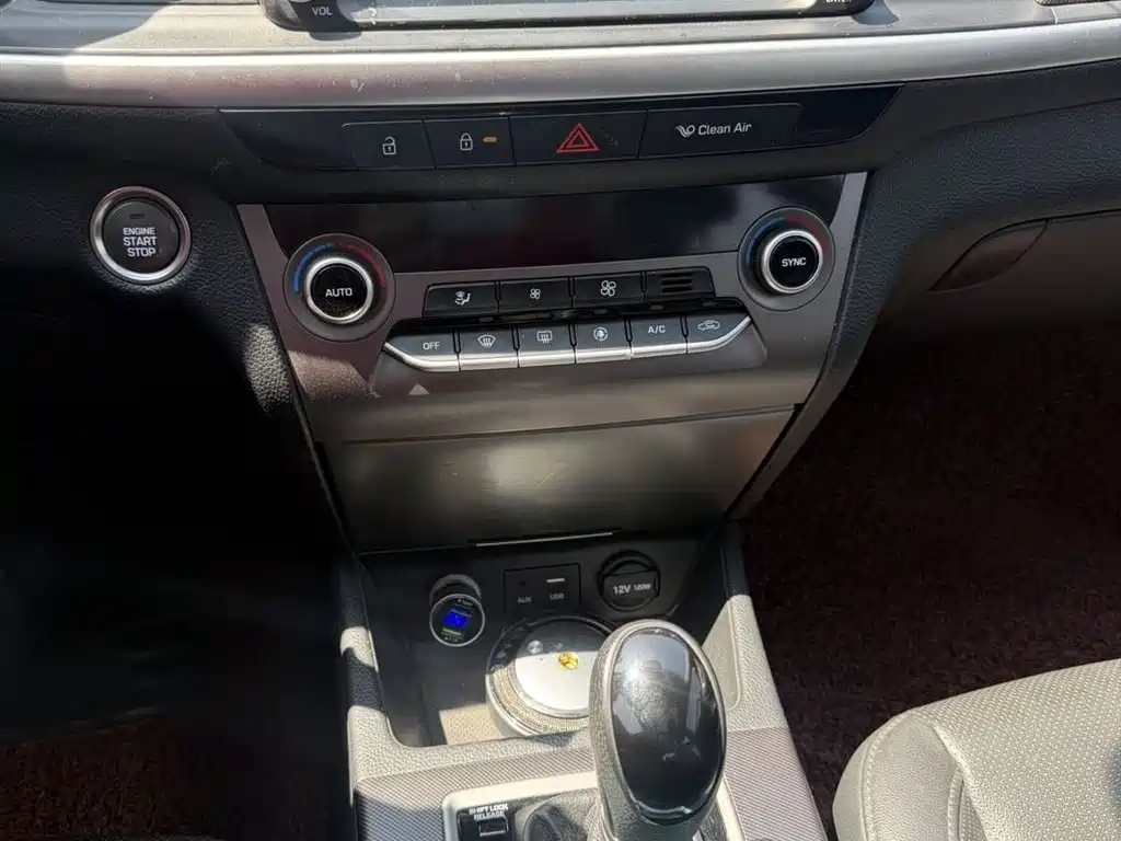 Hyundai Mistra 2019 1.8L Automatic DLX Premium China VI фото 11