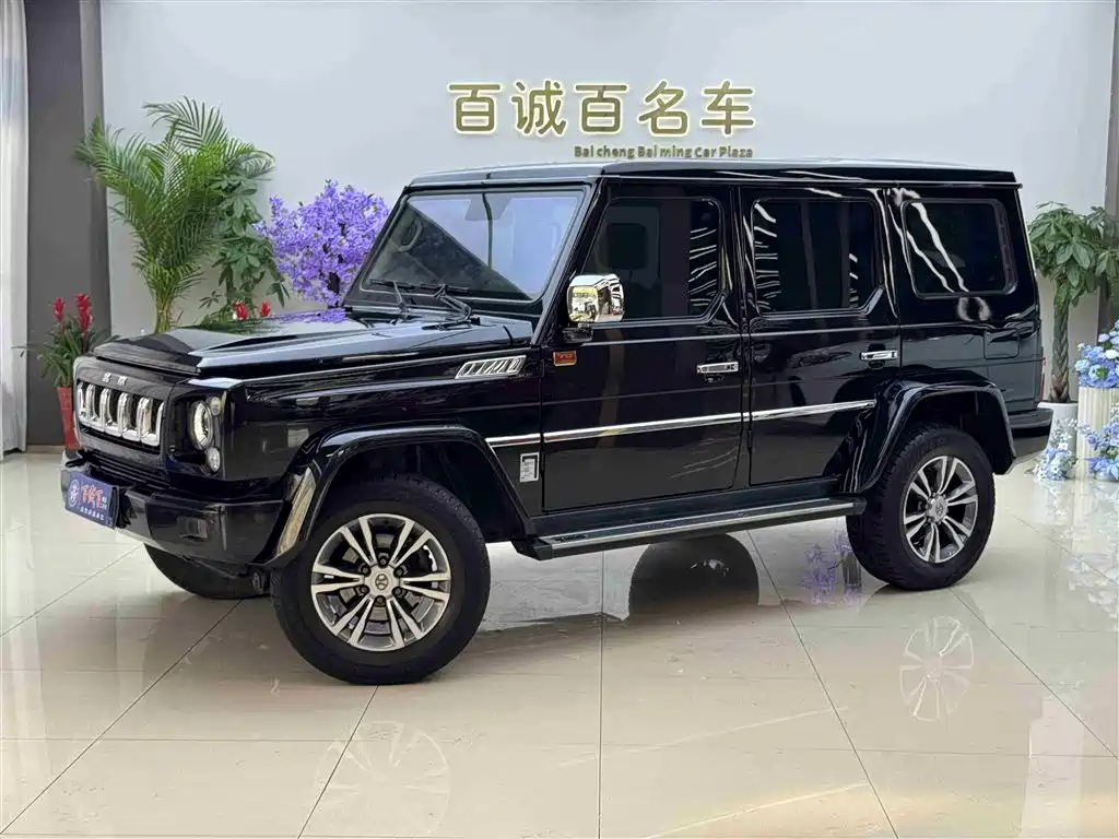 BAIC ORV Beijing Off-Road BJ80 2018 2.3T Auto Premium China VI фото 2