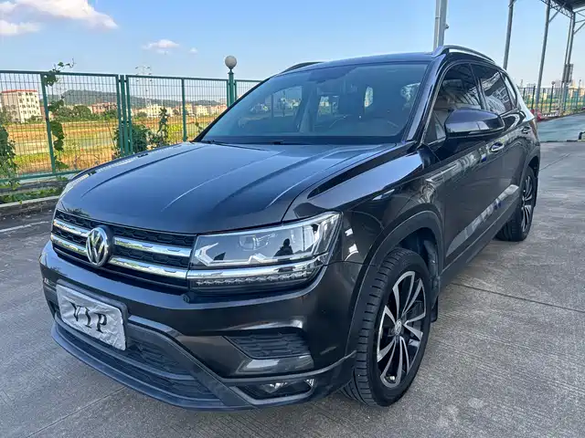 Volkswagen Tharu 2020