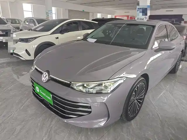 Volkswagen Passat 2024