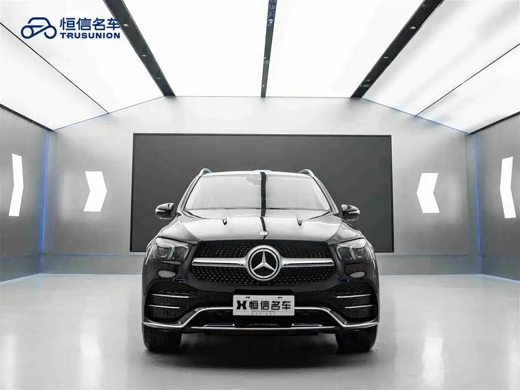 Mercedes-Benz GLE 2023 GLE 450 4MATIC Luxury фото 2
