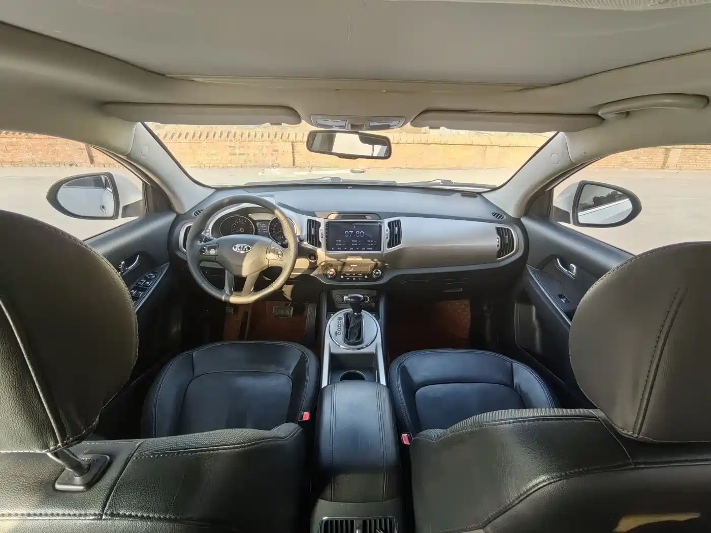 Kia Sportage 2015 2.0L Automatic 2WD DLX фото 5