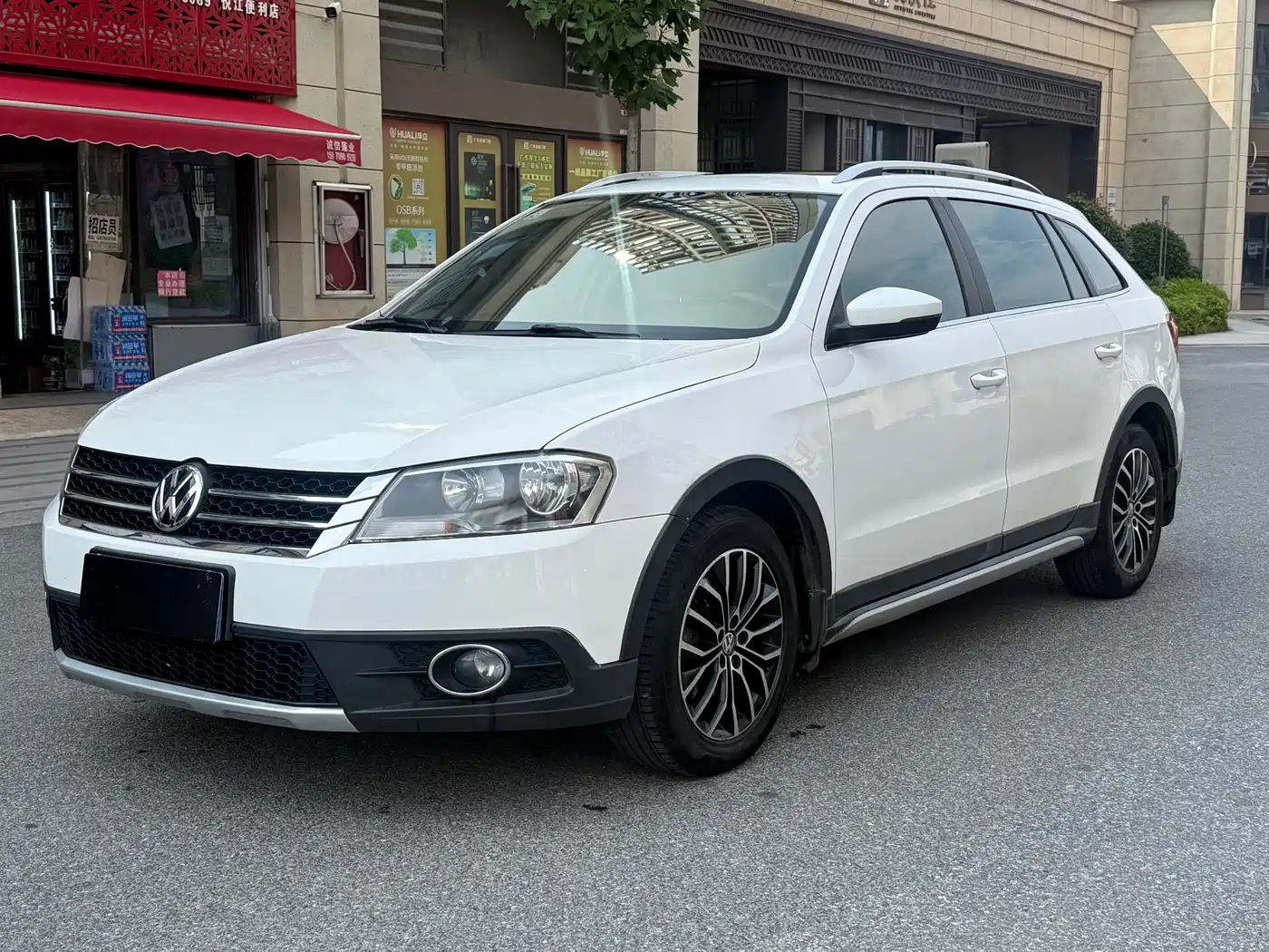 Volkswagen Gran Lavida 2014 1.4TSI DSG фото 3